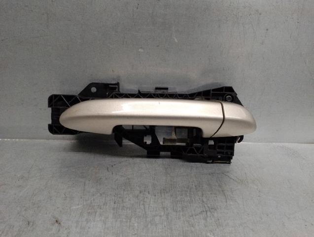 3C0837886J VAG Soporte de manija exterior de puerta delantera derecha  en stock Córdoba