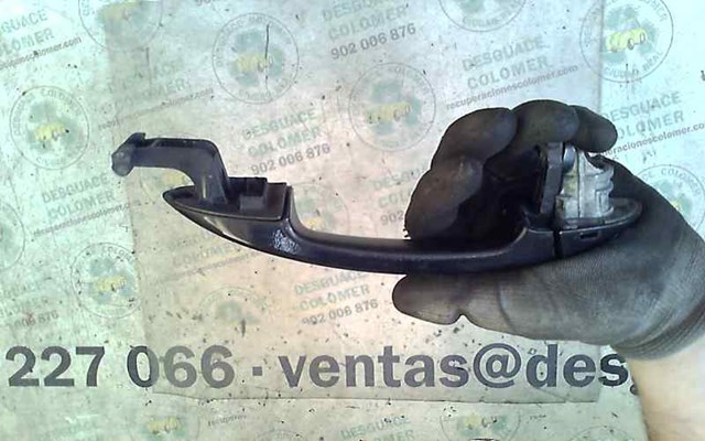 VAG 3C0837886J Soporte de manija exterior de puerta delantera derecha  disponible España