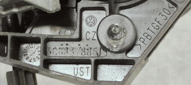 VAG 3C0837886J Soporte de manija exterior de puerta delantera derecha  en stock Valencia