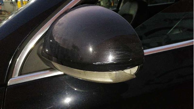 3C0857933 Sellador de espejo para puerta izquierda comprar Almería