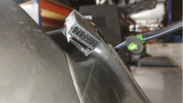 3C0857933 VAG Sellador de espejo para puerta izquierda  en stock Córdoba