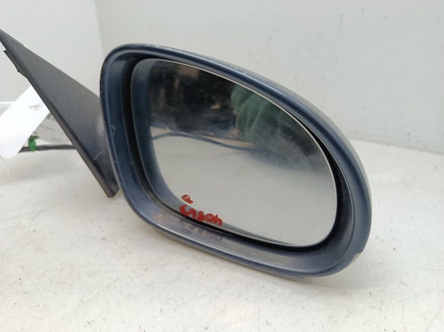 3C0857934 Sellador de espejo para puerta derecha  disponible Burgos