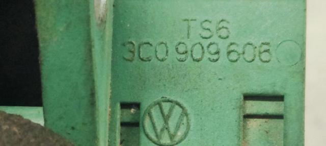 3C0909606 Sensor de airbag delantero  disponible Utrera
