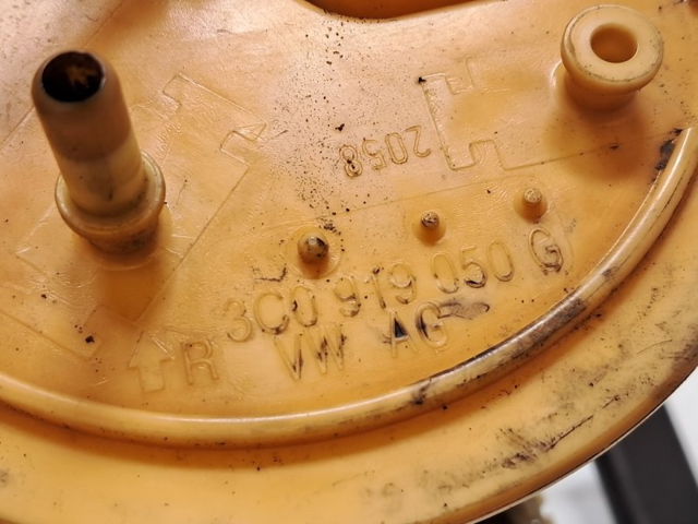 3C0919050AA Módulo de bomba de combustible con sensor de nivel de combustible  disponible Utrera