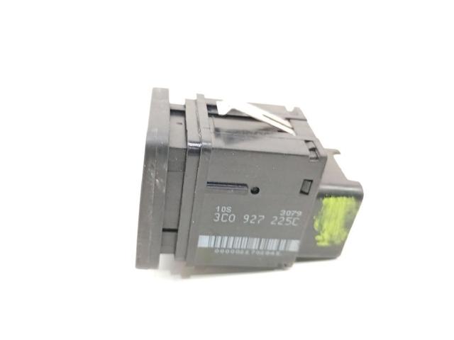 3C0927225C Interruptor del freno de estacionamiento electromecánico  disponible Utrera
