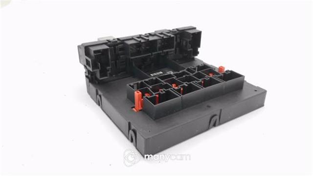 3C0937049AJ VAG Módulo de control de red de a bordo  en stock Gandía