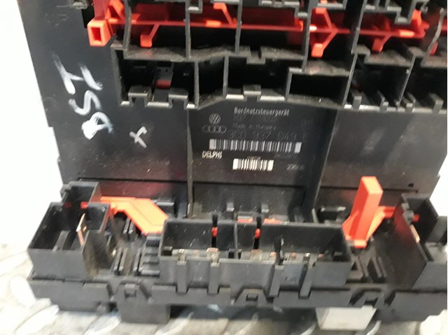 Caja reles / fusibles para seat leon 2.0 tdi 16v bkd 3C0937049E