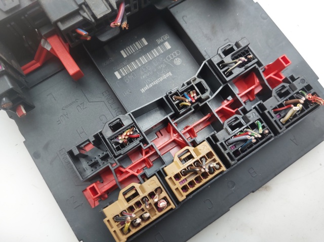 3C0937049J VAG Módulo de control de red de a bordo comprar Bilbao