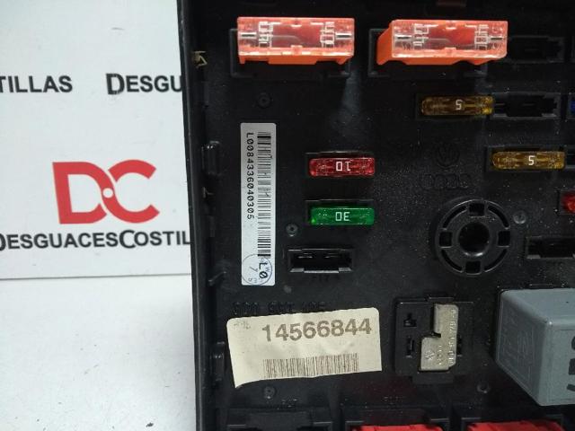 3C0937125 VAG Caja de fusibles  en stock Gandía