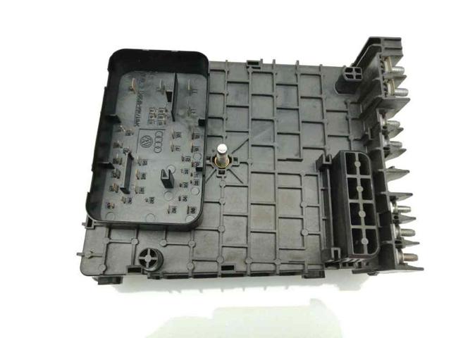 3C0937125 VAG Caja de fusibles  en stock Huelva