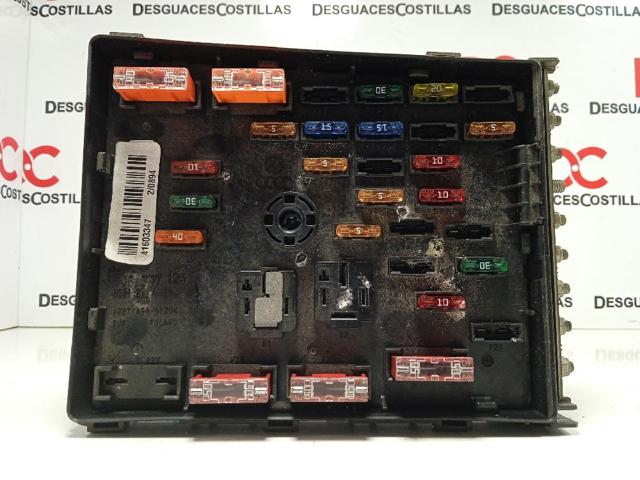 3C0937125 Caja de fusibles  comprar en Reus