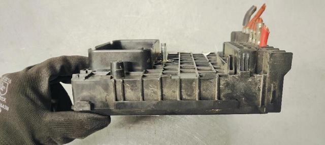 3C0937125A VAG Caja de fusibles  disponible Ourense