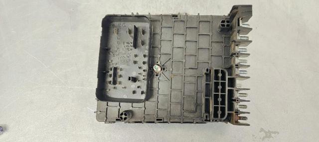 3C0937125A Caja de fusibles  comprar en Zaragoza
