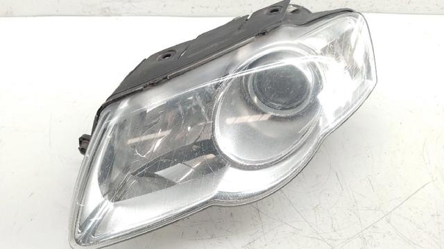 Precio del repuesto Faros delantero izquierdo Passat familiar