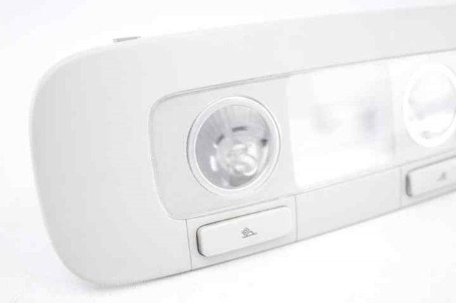 VAG 3C0947291E Luz interior trasera comprar Tarragona