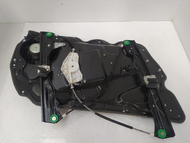 3C0959792C VAG Motor del elevalunas de la puerta delantera izquierda  disponible Ourense