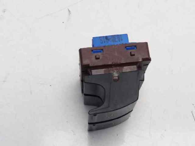 3C0959903B Botón de accionamiento del cierre de la tapa del maletero (puerta trasera 3/5)  disponible Málaga