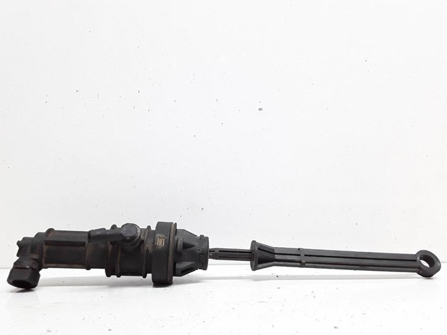 Cilindro maestro de clutch 3C117A543AD FORD