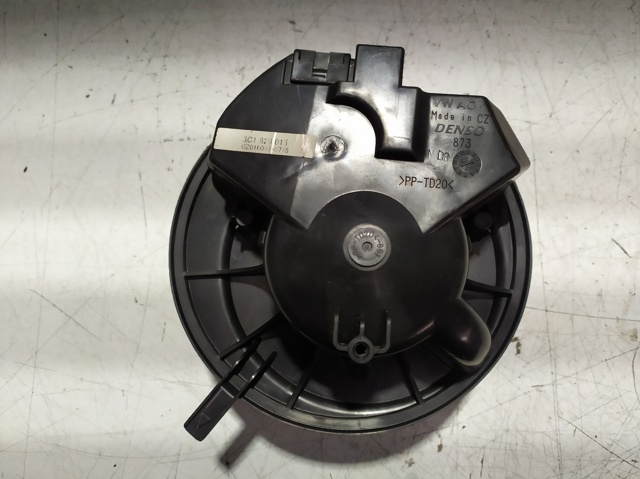 3C1820015 Motor del ventilador del calefactor  disponible Utrera