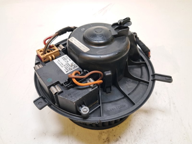 3C1820015AA VAG Motor del ventilador del calefactor  disponible Alicante
