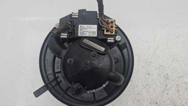 VAG 3C1820015G Motor del ventilador del calefactor  disponible España