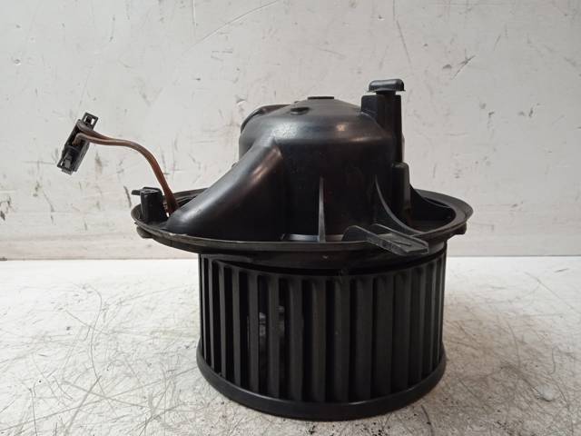 3C1820015J Ventilador habitáculo  en stock Sabadell