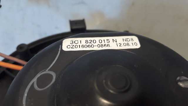 VAG 3C1820015N Motor del ventilador del calefactor  disponible Lugo