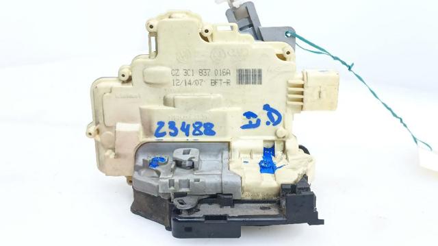 3C1837016A Cerradura de puerta delantera derecha  en stock Sabadell