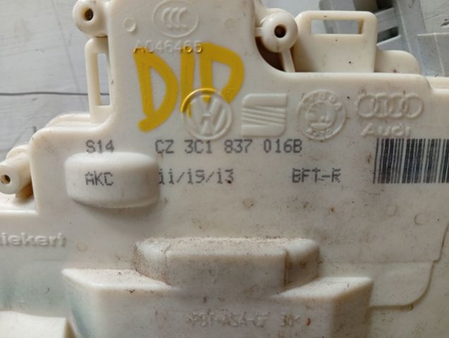 3C1837016B Cerradura de puerta delantera derecha  en stock Sabadell