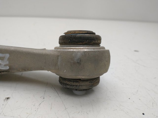 3C256 JAGUAR Brazo inferior derecho de la suspensión delantera comprar Madrid
