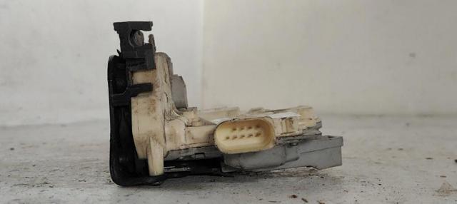 VAG 3C2837016A Cerradura de puerta delantera derecha  disponible Valladolid