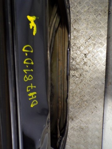 VAG 3C4831056J Puerta delantera derecha comprar Barcelona