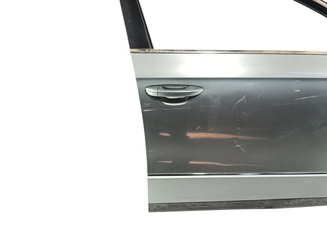VAG 3C4831056J Puerta delantera derecha  en stock Valencia