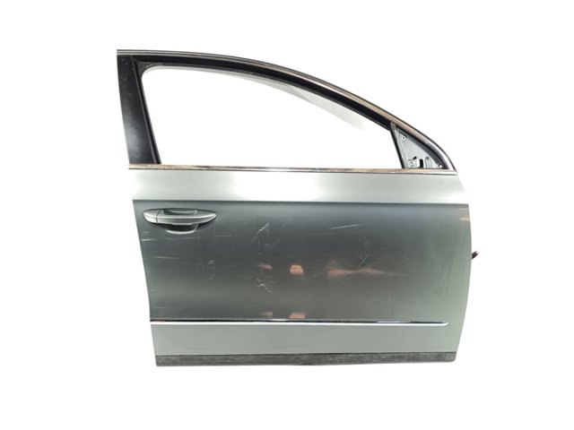 3C4831056J Puerta delantera derecha  en stock Sabadell