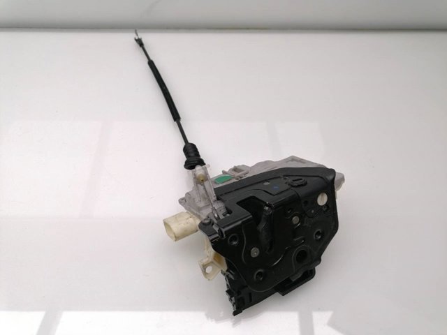 3C4839016B Cerradura de la puerta trasera derecha comprar Sevilla