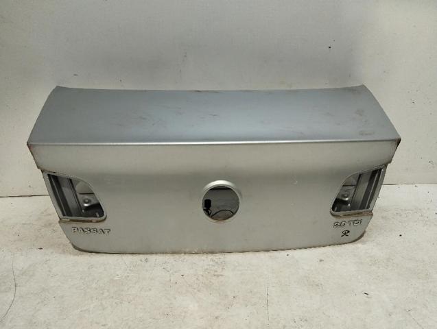 3C5827025H Tapa del maletero  comprar en Pontevedra