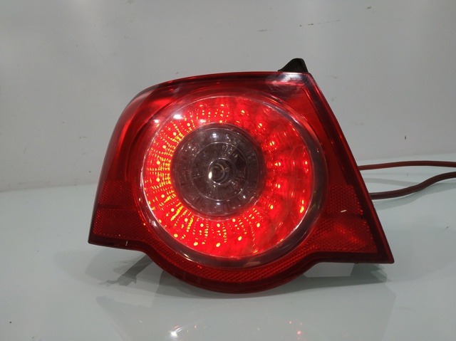 3C5945095H Piloto trasero exterior izquierdo  comprar en Pontevedra