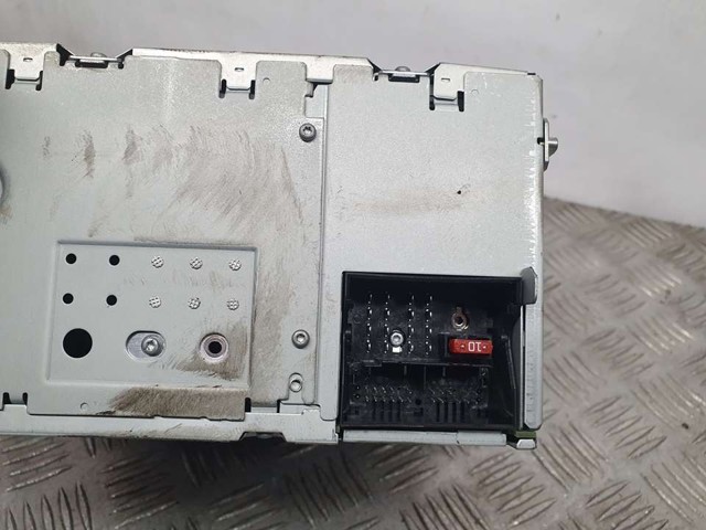 3C8035195F Radio AM/FM  disponible Utrera