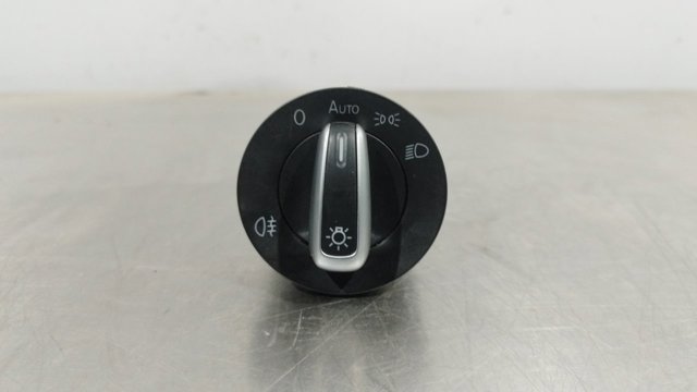 3C8941431 VAG Interruptor de luces en el tablero  comprar en Oviedo
