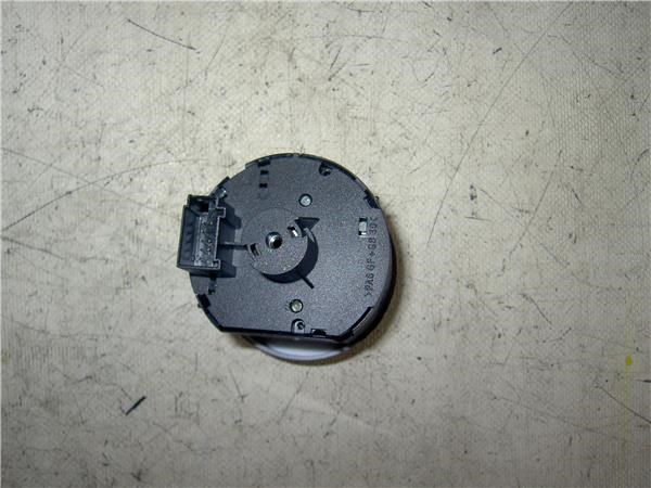 3C8941431B Interruptor de luces en el tablero  en stock Sabadell