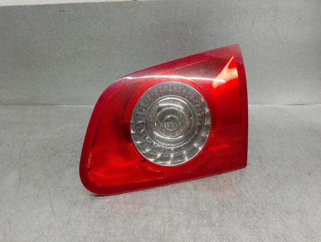 3C9945094 Piloto trasero interior derecho comprar Sevilla