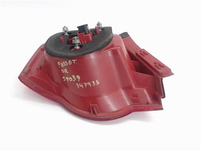 VAG 3C9945096N Piloto trasero exterior derecho  en stock Valencia
