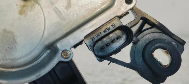 3C9955711 Motor del limpiaparabrisas trasero  disponible Utrera