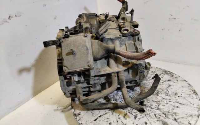 Transmisión automática completa Toyota Prius NHW20