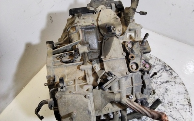 Transmisión automática completa Toyota Prius NHW20