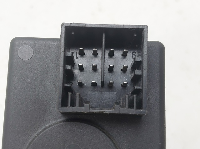 3D0905865E Cerradura de encendido  disponible Burgos