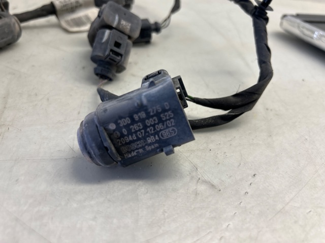 VAG 3D0919275D Sensor de estacionamiento delantero/trasero central  comprar en Murcia