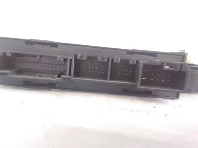 VAG 3D0959794E Motor del elevalunas de la puerta trasera derecha  en stock Salamanca