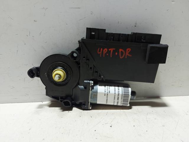 VAG 3D0959794E Motor del elevalunas de la puerta trasera derecha comprar Barcelona