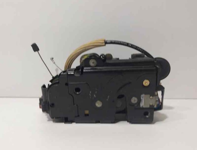 3D1837016A VAG Cerradura de puerta delantera derecha  disponible Alicante